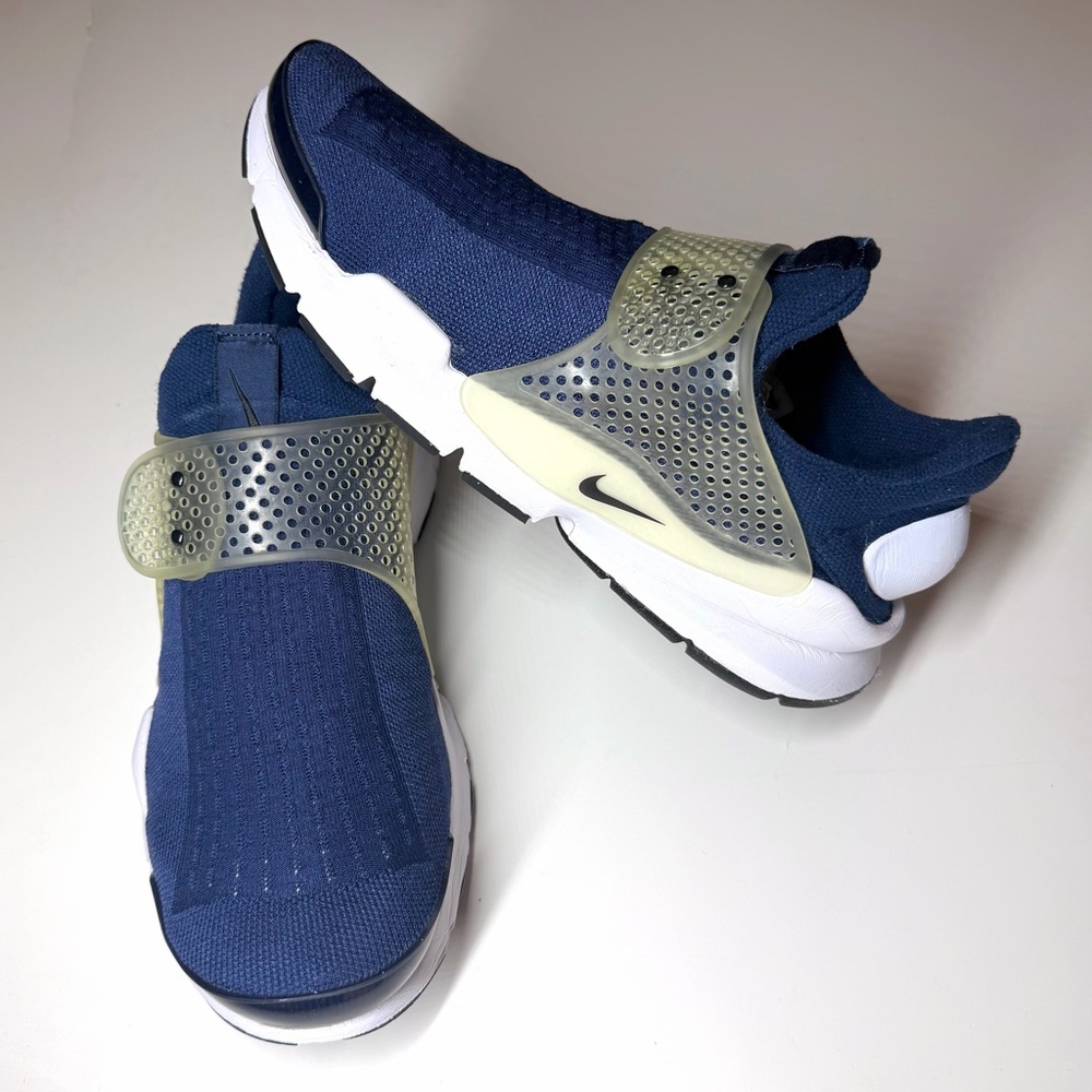 Nike Men’s Slip-On Sneakers Navy Blue with Pale Green Strap